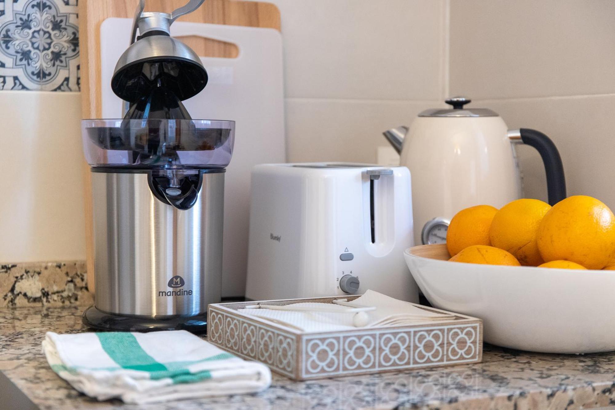 Apartamentos San Francisco Seville Luaran gambar
