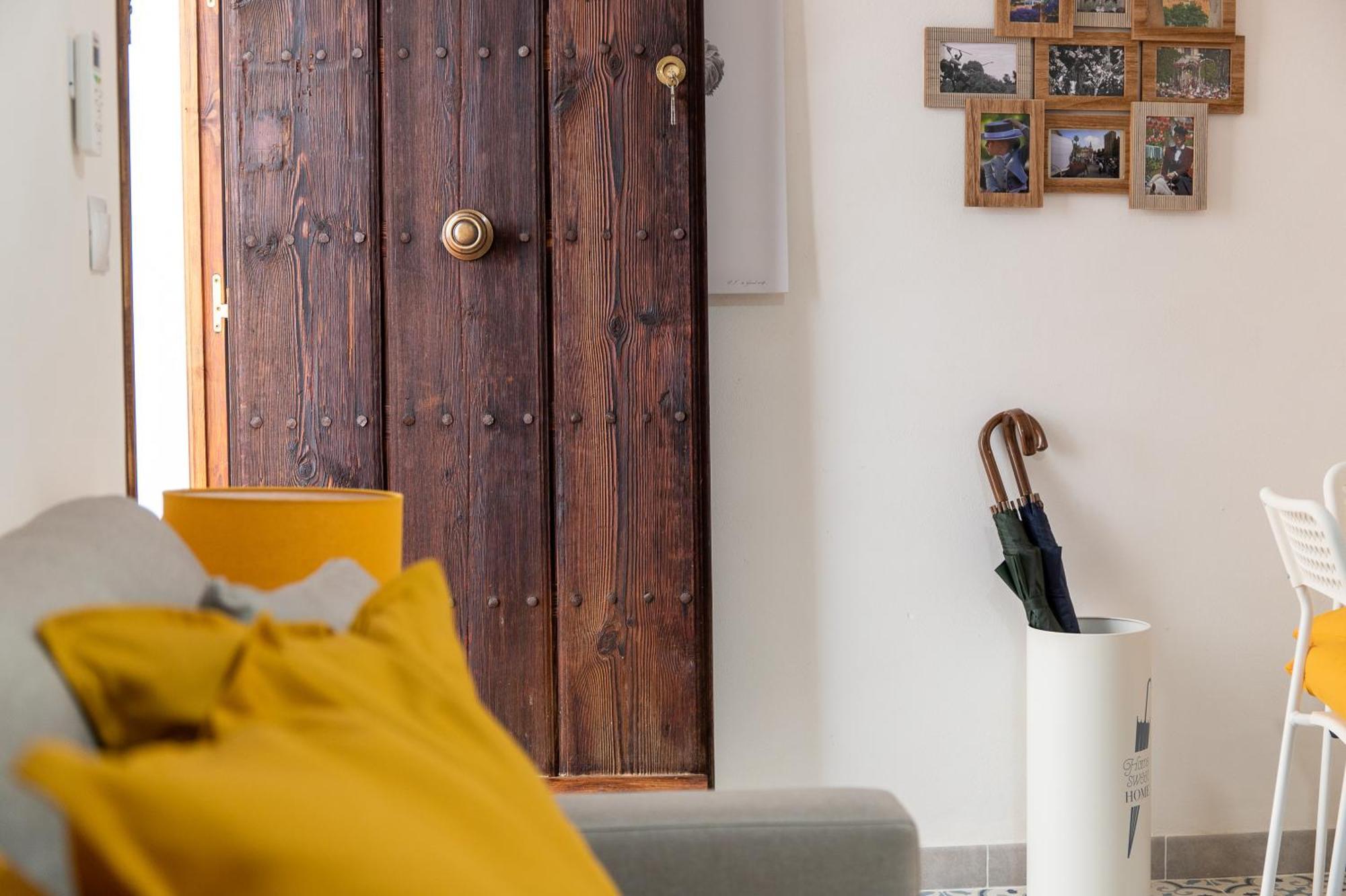 Apartamentos San Francisco Seville Luaran gambar