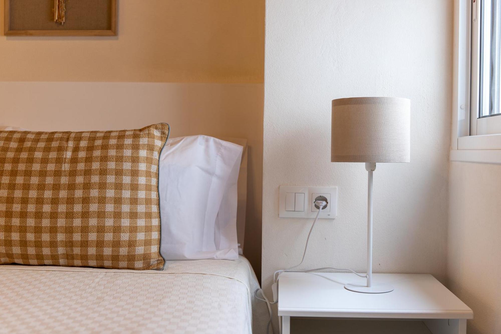 Apartamentos San Francisco Seville Luaran gambar