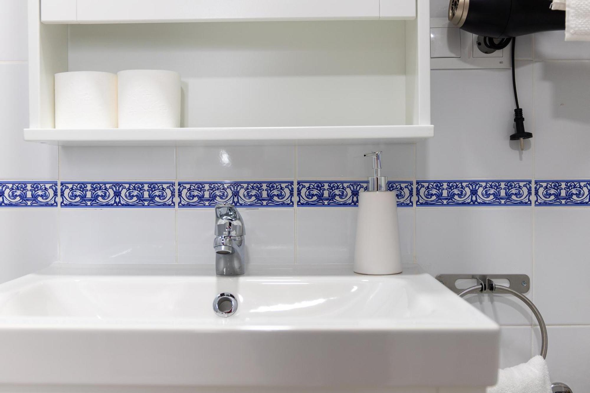 Apartamentos San Francisco Seville Luaran gambar